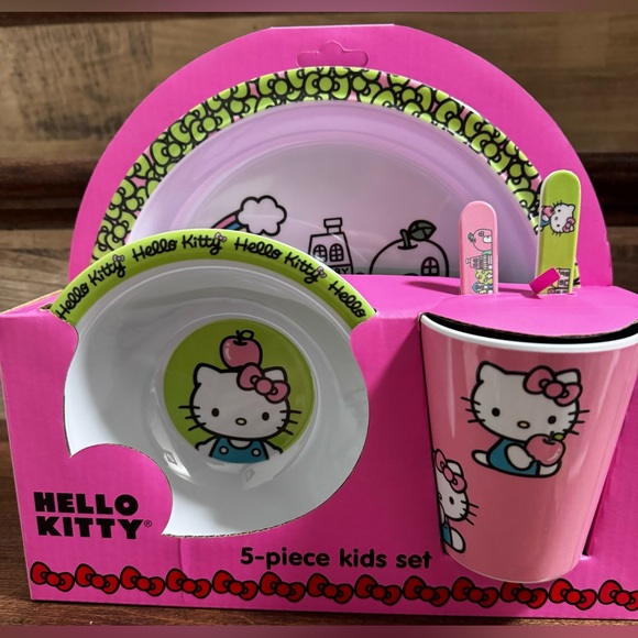 Super Cute kids plate set Hello Kitty 5 Piece Kids Set 100% Melamine - … - Picture 3 of 6